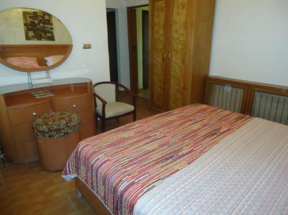 Blue Rose Hotel Амман Экстерьер фото
